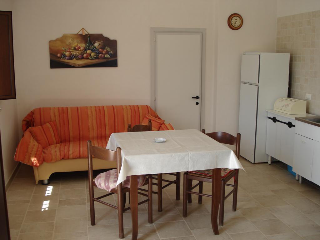 Trullo Salamina Villa Чистернино Екстериор снимка